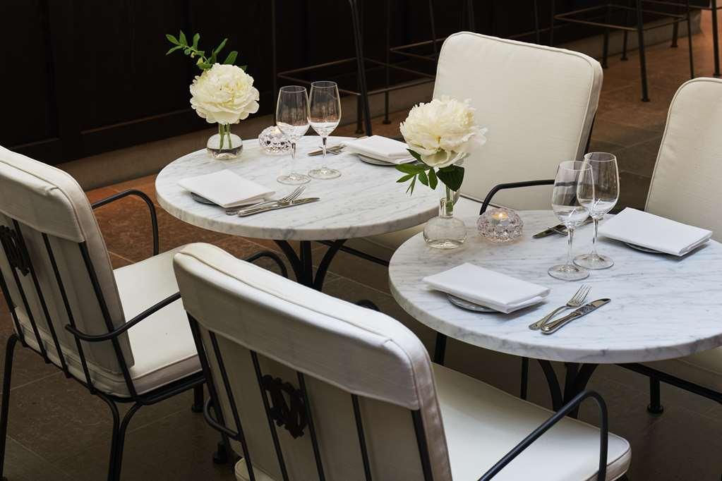 Villa Dagmar Стокхолм Ресторант снимка Tables at the restaurant