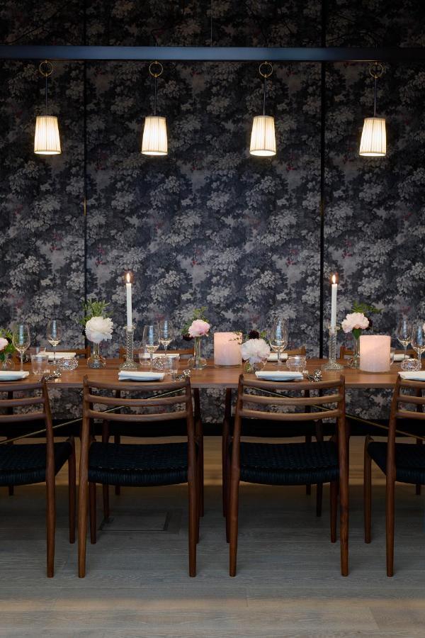 Villa Dagmar Стокхолм Екстериор снимка The private dining room at The Ivy, St John's Wood